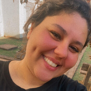 Babysitter in Caxias do Sul: Karoline