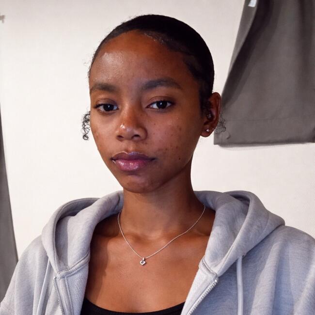 Babysitter in Noisy-le-Grand: FAIDA