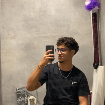 Babysitter in Luik: Anas