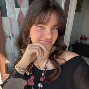 Baby-sitter Bures-sur-Yvette: Clémentine