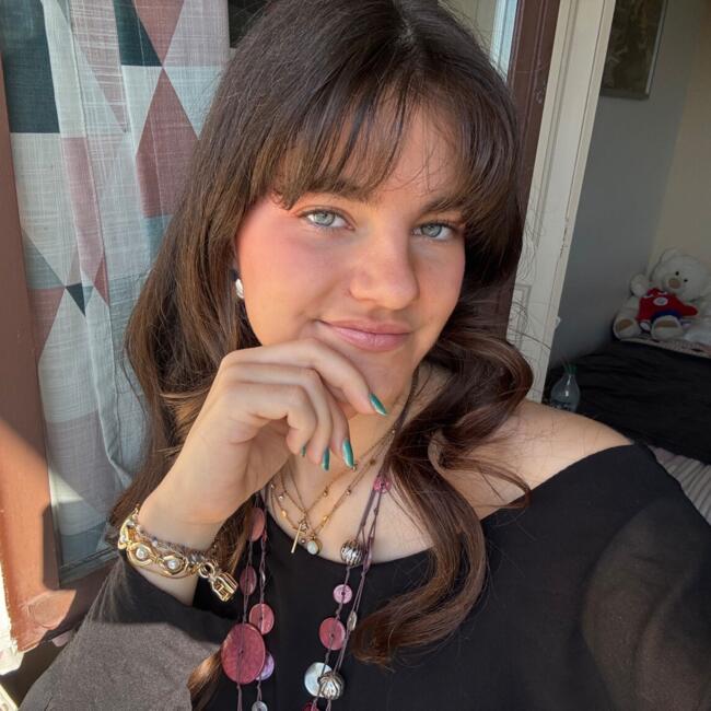 Babysitter in Bures-sur-Yvette: Clémentine