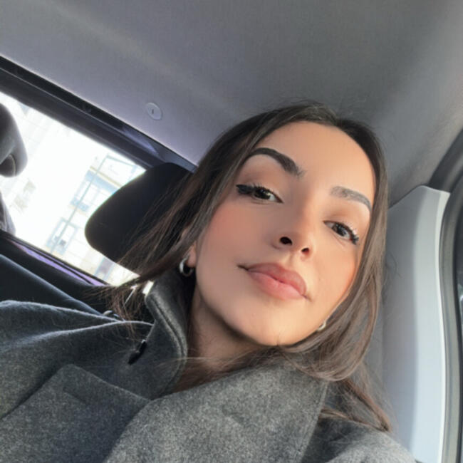 Bonă în București: Yousra