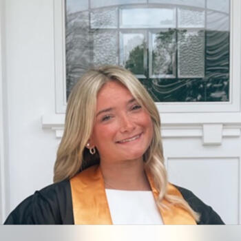 Babysitter Virginia Beach: Laila