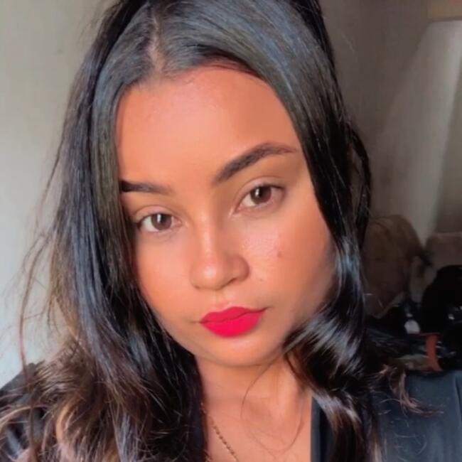 Babá em Maceió: Fabricia