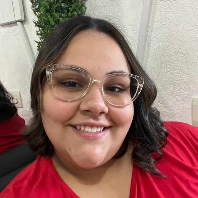 Babysitter in São Paulo: Deborah