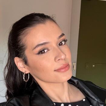 Babá Tubarão: Taynara