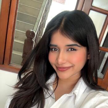 Nounou à Richmond: Arushi