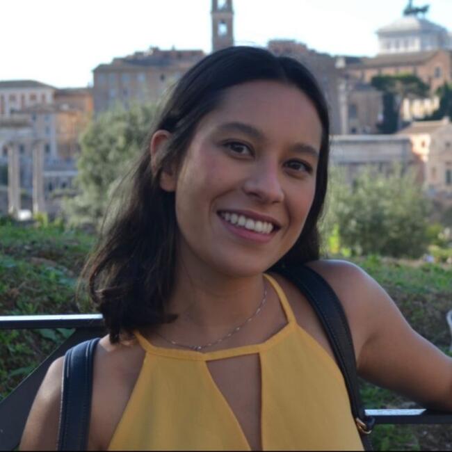 Babysitter in Sydney: Maria