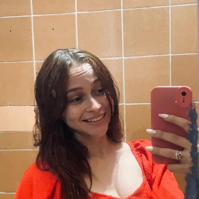 Babysitter in Fortaleza: Lia