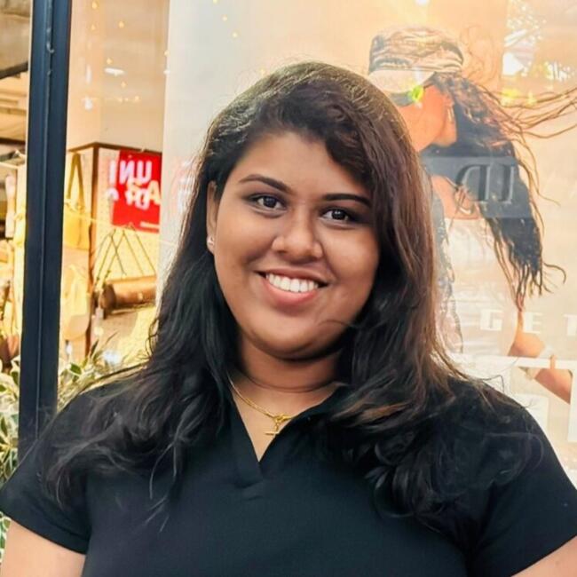 Babysitter in Perth: Riya mariam