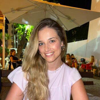 Babysitter in Santa Maria da Feira: Juliana