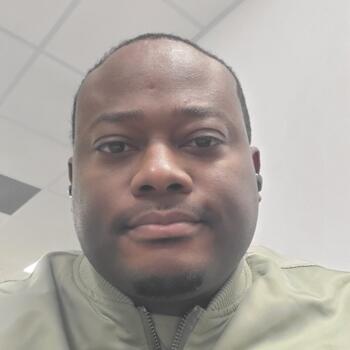 Babysitting job in Nanterre: babysitting job Aoki