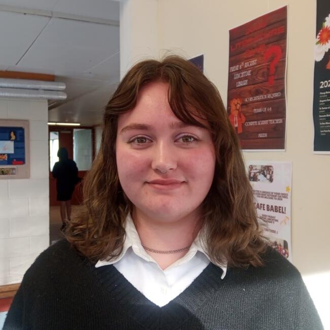 Babysitter in Dunedin: Hannah