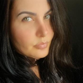 Emprego de babá em Rio Grande: emprego de babá Marina