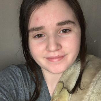 Babysitter in Maromme: Leelou