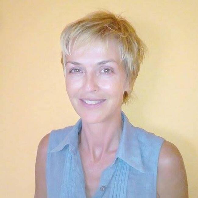 Babysitter in Peraía: Ελένη