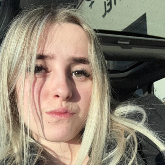 Babysitter in Lichtervelde: Alicia