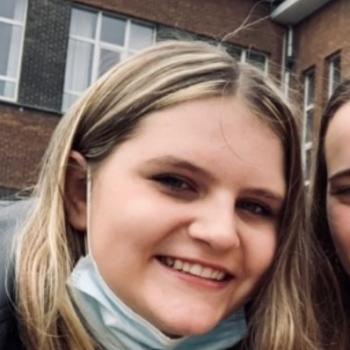 Baby-sitter Zwevegem: Yana