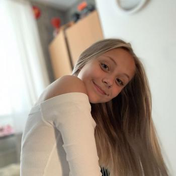 Barnvakt Lidköping: Thea