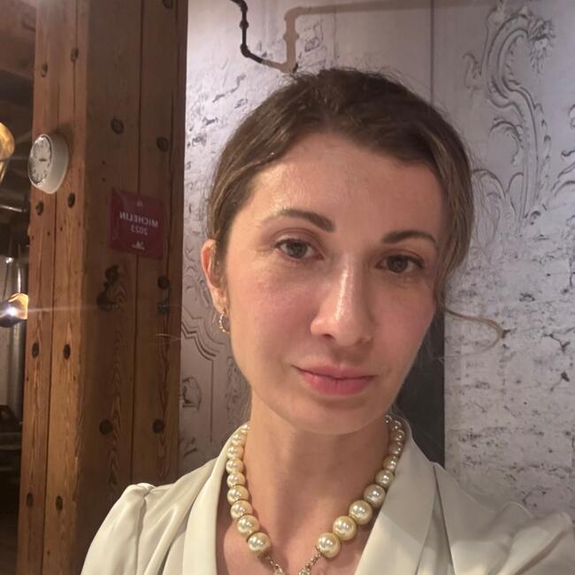 Babysitting job in Neuillé: Irina