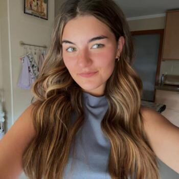 Babysitter in Cachoeiras: Luana
