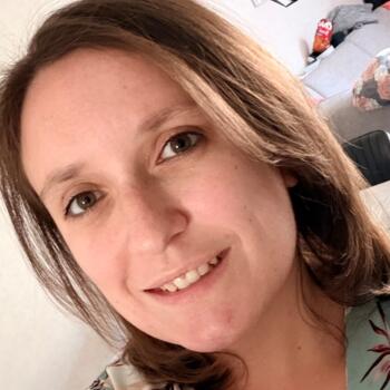 Babysitter Beveren: Lena