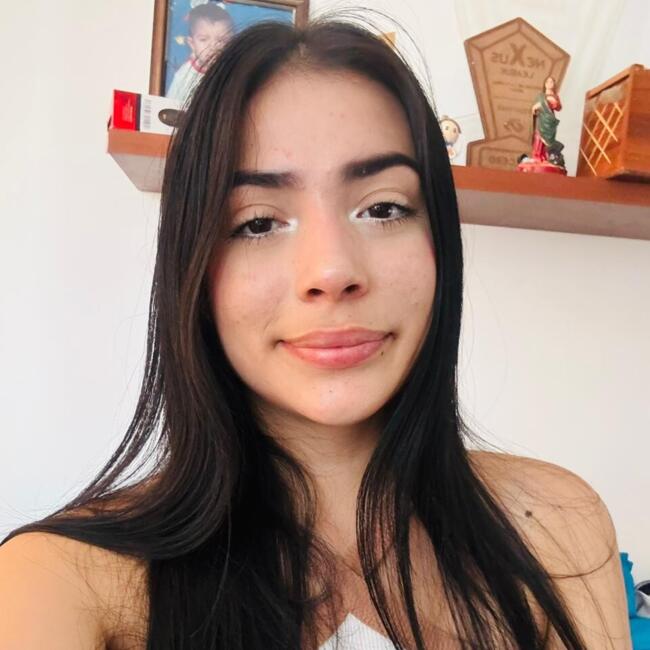 Babysitter in Girón: Maria