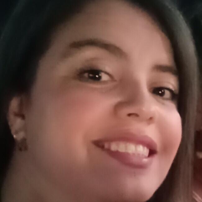 Babysitter in Cuiabá: FRANCIELLI