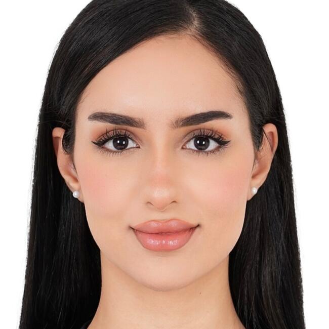 جليسة أطفال في Jazīrat Abū Z̧aby: Chaima