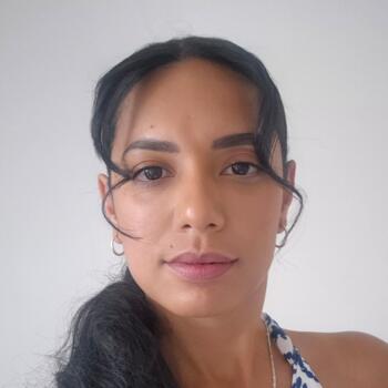 Babysitter in Perth: Dorali