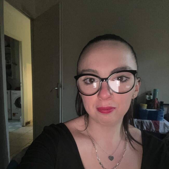 Babysitter in Mesnil-sur-l'Estrée: Marjorie