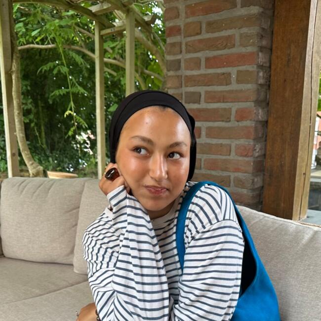Babysitter in Brussels: Safia