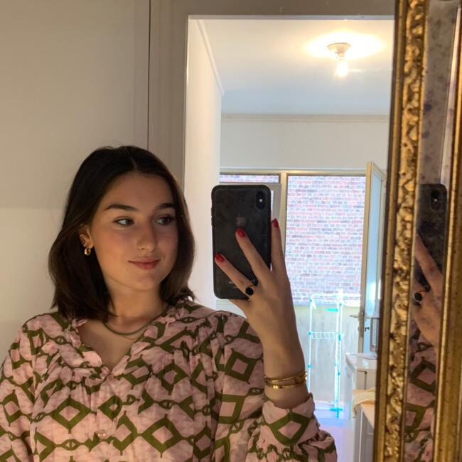 Babysitter in Boulogne-Billancourt: Périne