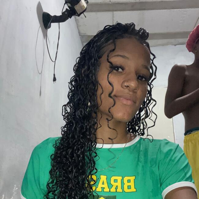 Babá em Recife: Mirelly