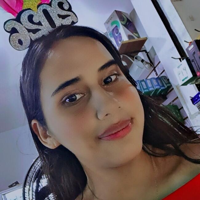 Babysitter in Santa Cruz: Mayerlin