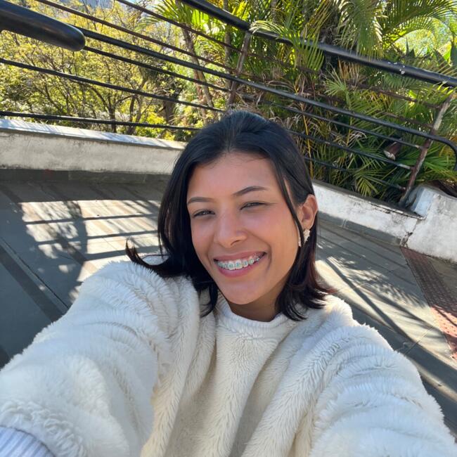 Babysitter in Belo Horizonte: Jasmin
