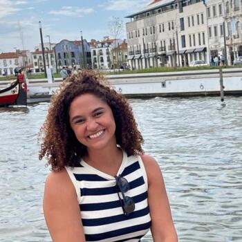 Babysitter in Porto: Flávia