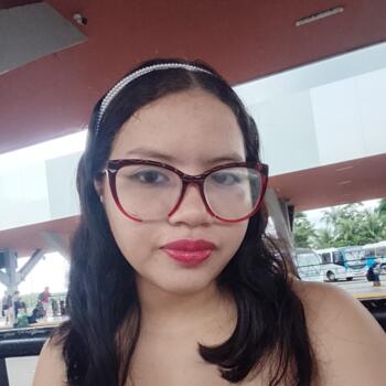Babá Manaus: Kayla