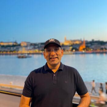 Parent Stuttgart: Tushar