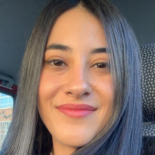 Babysitter in Aldeamayor de San Martín: Marta