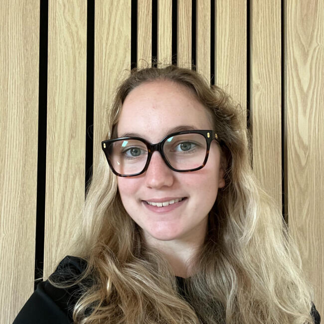 Babysitter in Cloyes-sur-le-Loir: Line