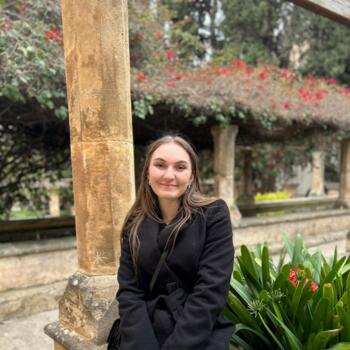 Babysitter in Grenoble: Lucille