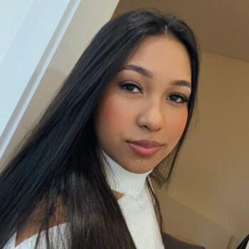 Babysitter in Matosinhos Municipality: Bruna