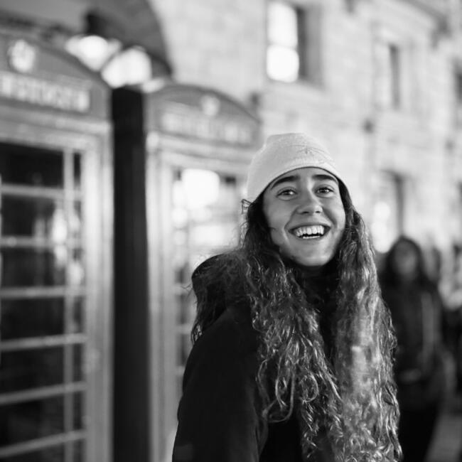 Babysitter in Le Bettex: Zoe