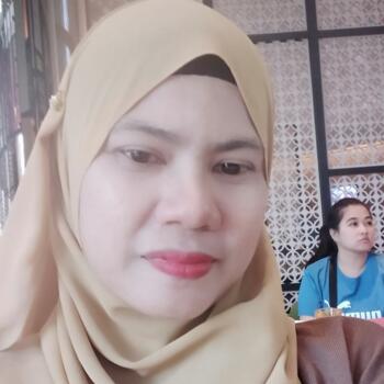 Pengasuh Taman Prai: Lina