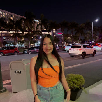 Padre/madre San Juan: Melanie Malave