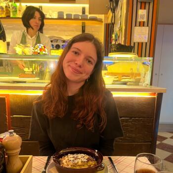 Babysitter in Sunshine Coast: Cassidy