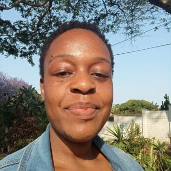 Babysitter Cape Town: Fadzai