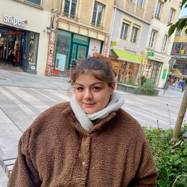 Babysitter in Nancy: Aleyna