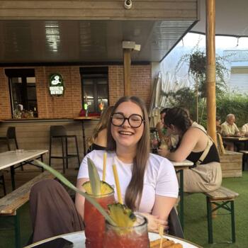 Babysitter in Le Mans: Aurore